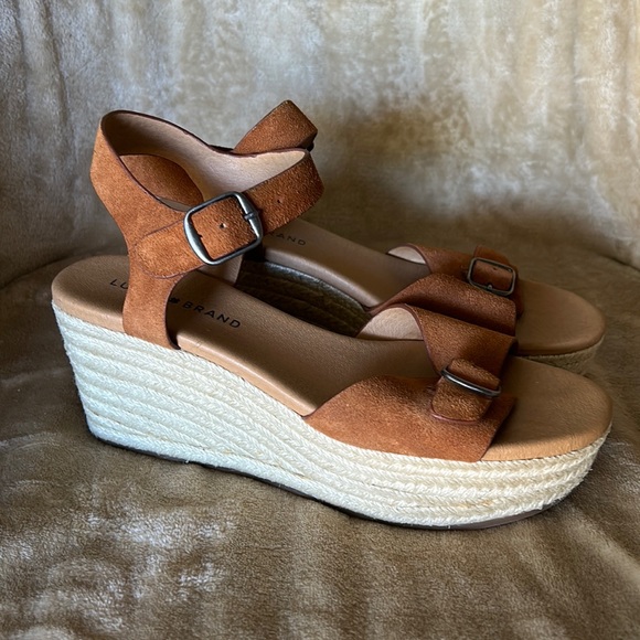 Lucky Brand Shoes - Lucky Brand Women’s Naveah Leather Platform Sandals
